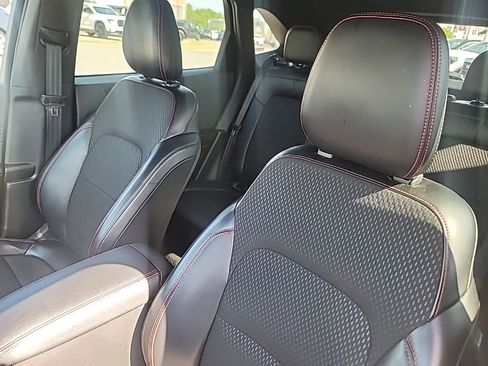 Used 2025 Ford Escape ST-Line AWD/4WD image 8