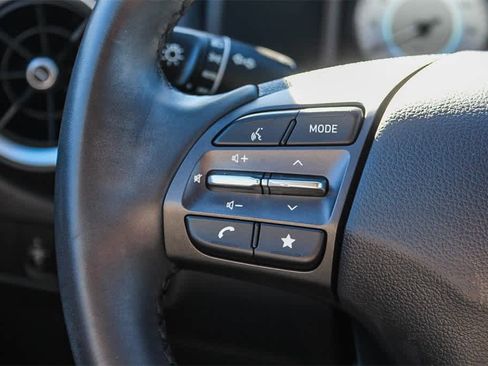 Certified 2022 Hyundai Kona Limited image 33