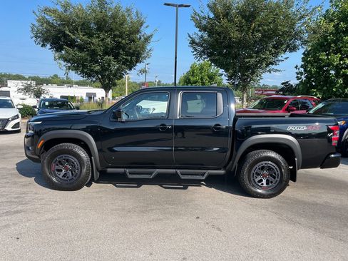Certified 2025 Nissan Frontier PRO-4X AWD/4WD image 4