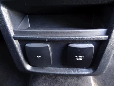 Used 2020 Ford Edge Titanium image 13