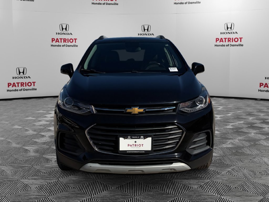 Used 2020 Chevrolet Trax LT w/ LT Convenience Package AWD/4WD image 8