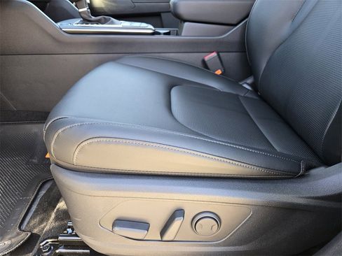 New 2026 Kia Sportage EX image 18