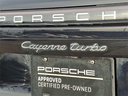 Used 2022 Porsche Cayenne Turbo image 35