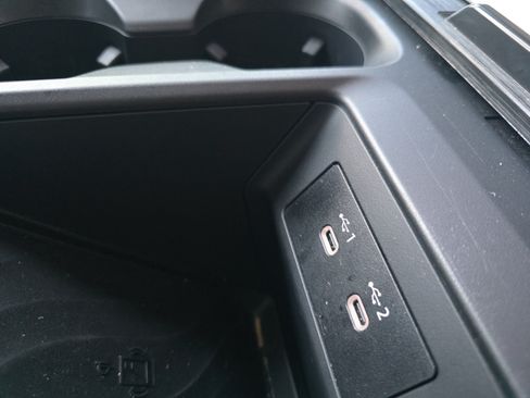 Used 2025 Nissan Armada Platinum w/ Convenience Package RWD image 19