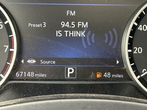 Used 2019 Nissan Murano SV w/ Premium Package image 11