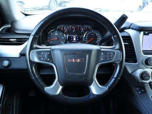 Used 2019 GMC Yukon XL SLT image 15