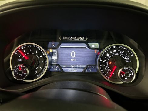 New 2026 RAM 1500 4x4 Crew Cab image 14