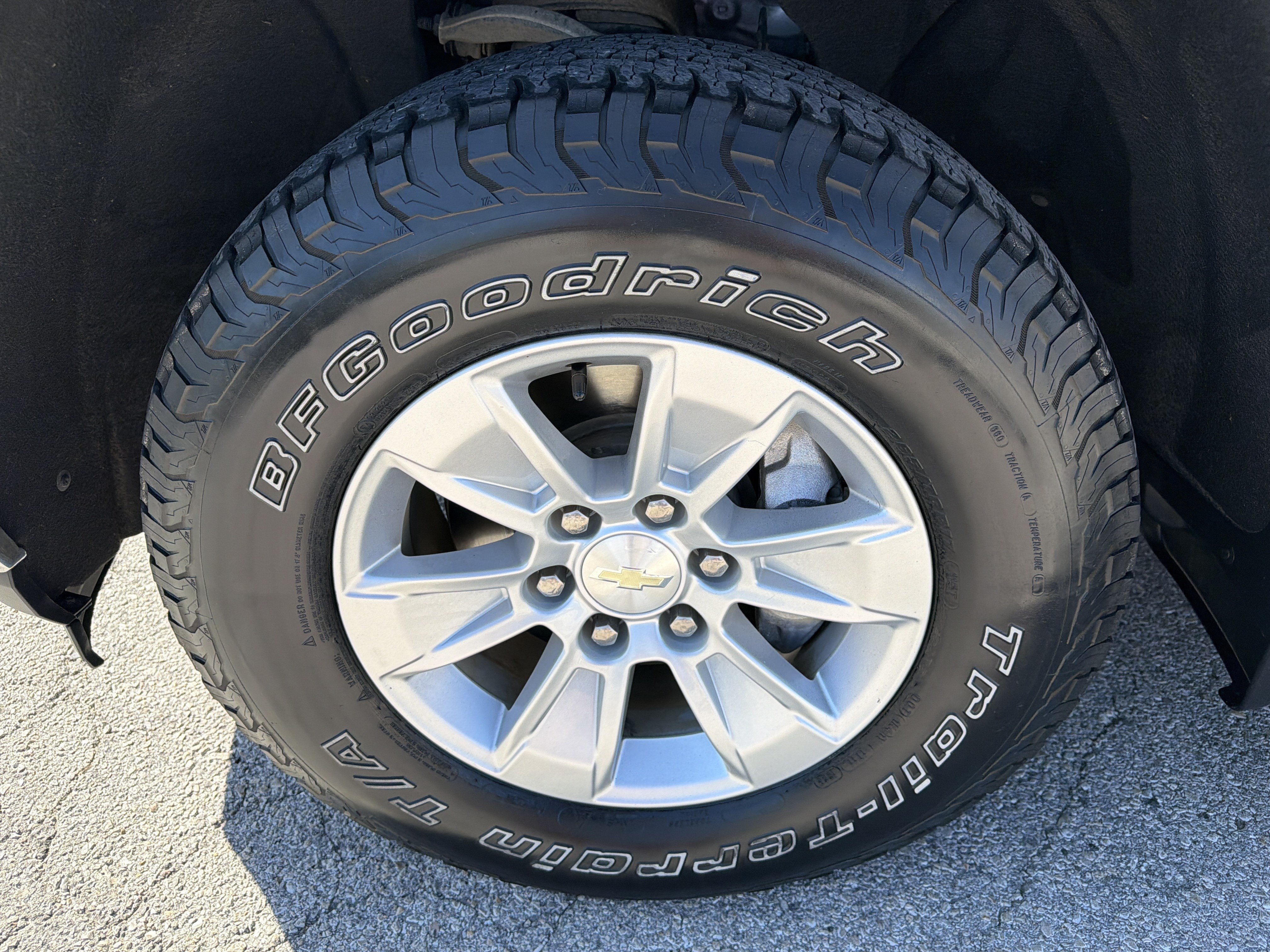 Used 2021 Chevrolet Silverado 1500 LT w/ Fleet Comfort Package AWD/4WD image 9