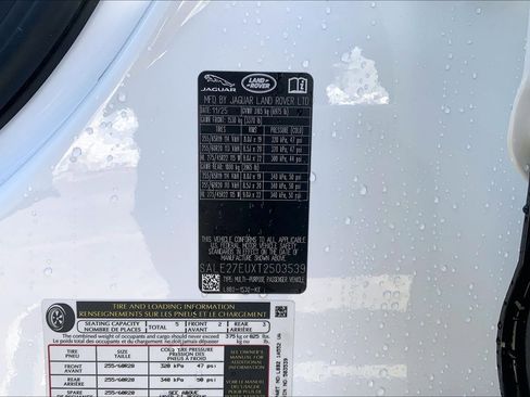 New 2026 Land Rover Defender 110 X-Dynamic SE image 18