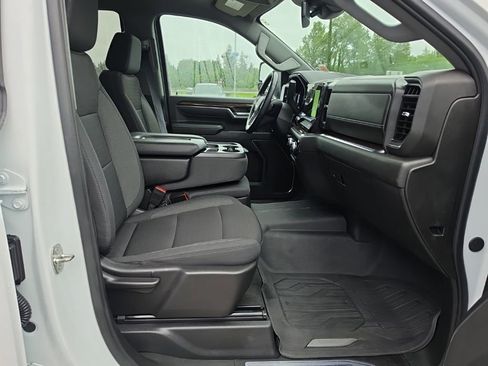 Used 2024 GMC Sierra 3500 SLE AWD/4WD image 29