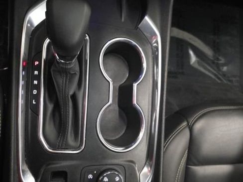 Used 2023 Chevrolet Traverse LT w/ LT Premium Package image 22