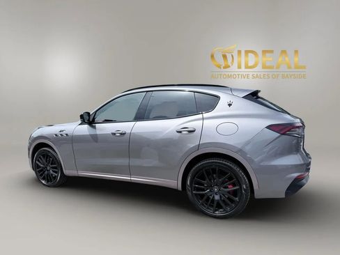 Used 2022 Maserati Levante GT AWD/4WD image 4