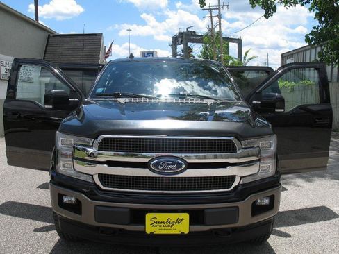Used 2019 Ford F150 King Ranch w/ Equipment Group 601A Luxury AWD/4WD image 91