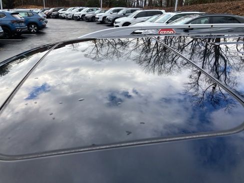 Used 2017 INFINITI QX80 4WD image 7