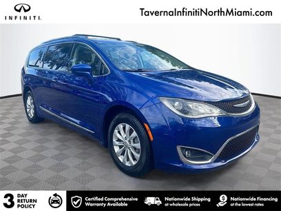 Used 2018 Chrysler Pacifica Touring-L