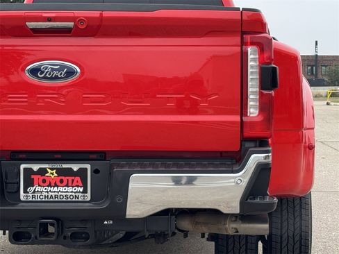 Used 2023 Ford F350 Lariat w/ Chrome Package image 6