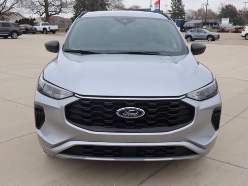 Used 2023 Ford Escape ST-Line w/ Tech Pack #1 image 2