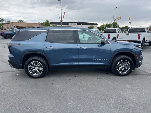 Certified 2026 Chevrolet Traverse LT w/ Driver Confidence Package AWD/4WD image 7