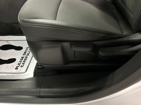 Used 2025 Buick Encore GX Preferred image 12