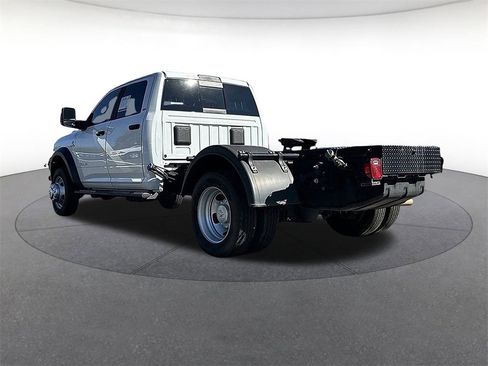 Used 2023 RAM 4500 SLT w/ Quick Order Package 2YG SLT image 3