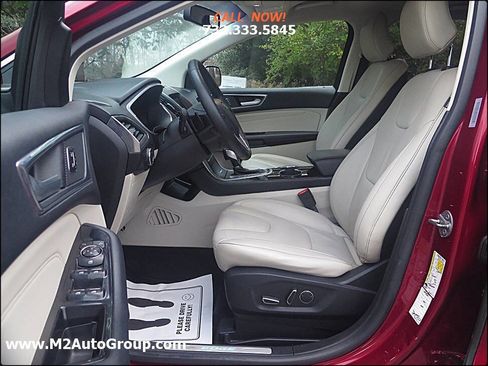 Used 2018 Ford Edge Titanium w/ Technology Package image 10