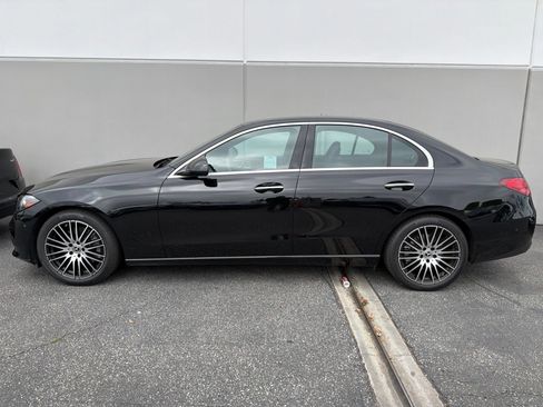 Used 2024 Mercedes-Benz C 300 Sedan image 3