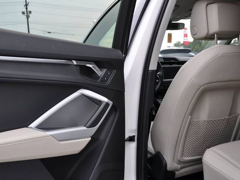 Used 2021 Audi Q3 2.0T Premium image 13