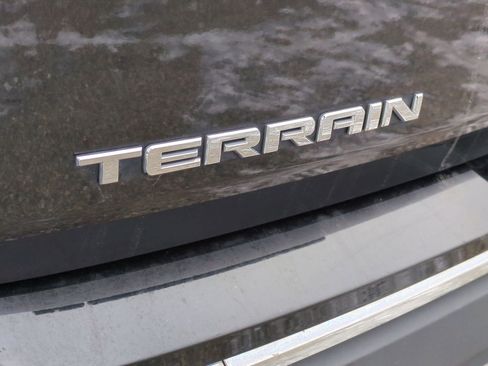 Used 2018 GMC Terrain SLT w/ Preferred Package image 18