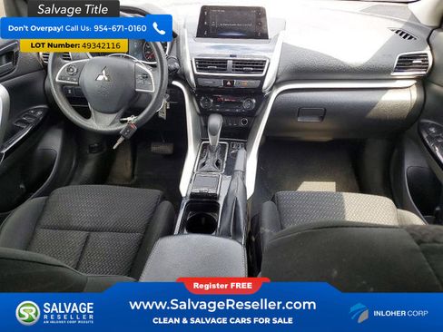 Used 2020 Mitsubishi Eclipse Cross LE FWD image 11