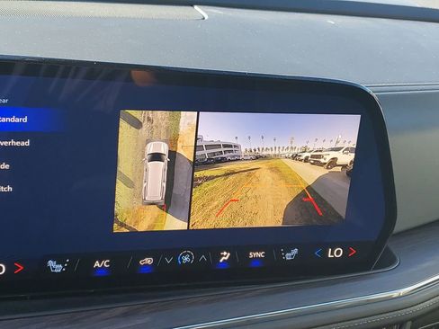 New 2026 Chevrolet Suburban Z71 w/ Z71 Off-Road Package image 27