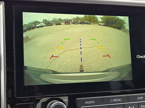 Used 2025 Nissan Frontier SV w/ Tow Package AWD/4WD image 16