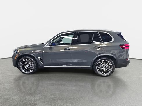 New 2026 BMW X5 xDrive40i w/ Climate Comfort Package image 8