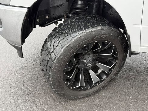 Used 2019 RAM 3500 Big Horn w/ Protection Group image 9