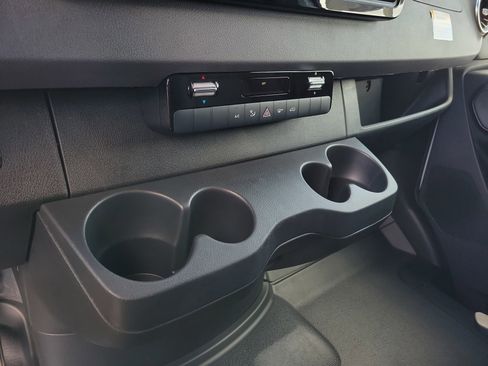 New 2025 Mercedes-Benz Sprinter 2500 image 29