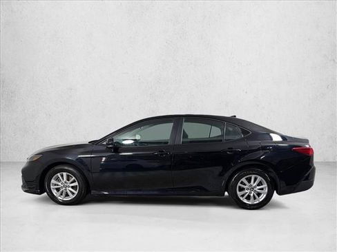 Used 2025 Toyota Camry LE FWD image 6