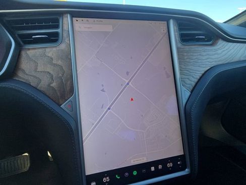 Used 2019 Tesla Model S P100D image 22