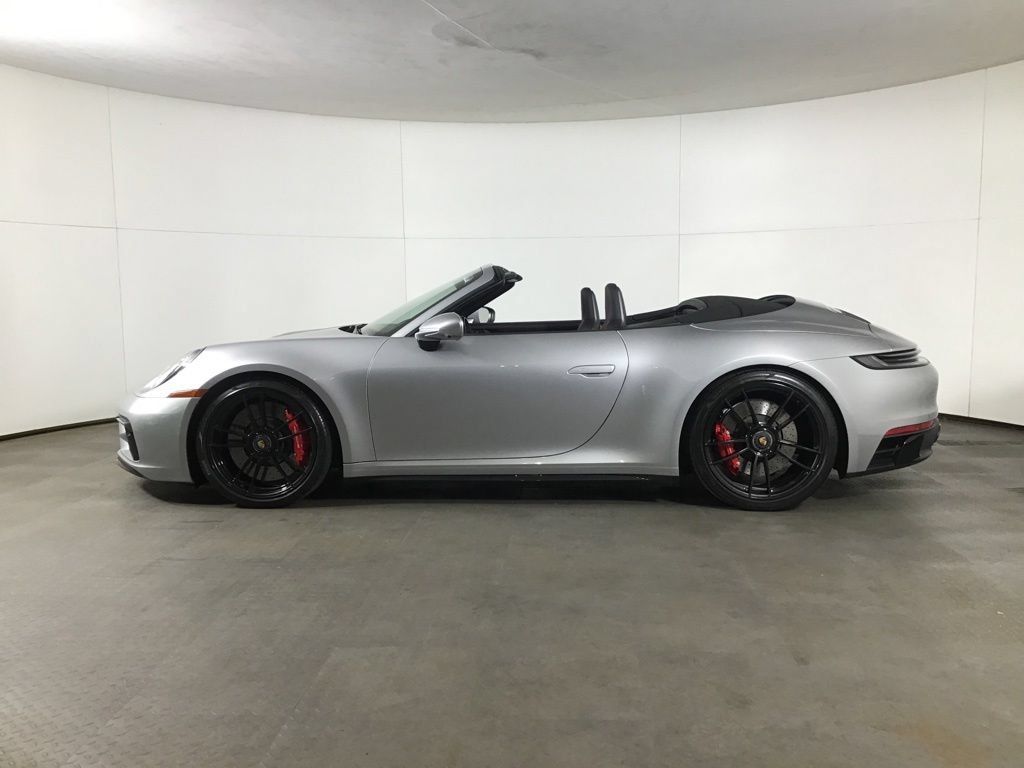 Certified 2022 Porsche 911 Carrera 4 GTS AWD/4WD image 2