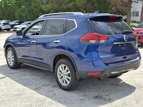 Used 2017 Nissan Rogue SV w/ SV Premium Package AWD/4WD image 4
