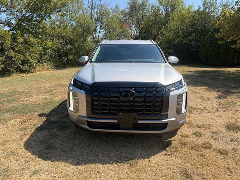 Used 2025 Hyundai Palisade SEL FWD image 2