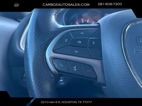 Used 2019 Dodge Challenger SXT w/ Blacktop Package RWD image 11