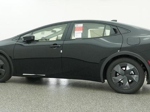 New 2026 Toyota Prius Plug-In Hybrid FWD image 20