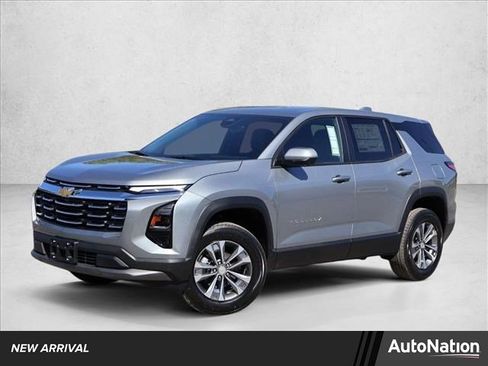 New 2026 Chevrolet Equinox LT w/ Convenience Package II FWD image 1