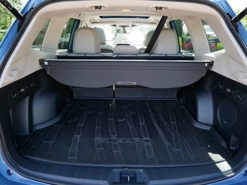 Used 2023 Subaru Forester Limited AWD/4WD image 10