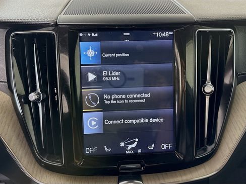 Used 2018 Volvo XC60 T6 Inscription w/ Convenience Package image 18