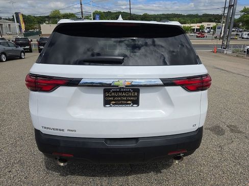 Used 2023 Chevrolet Traverse LT AWD/4WD image 4