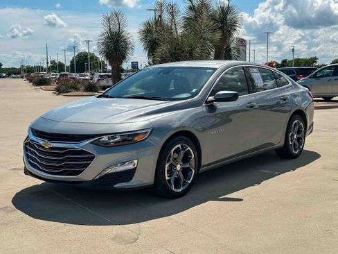 Used 2024 Chevrolet Malibu LT FWD image 9