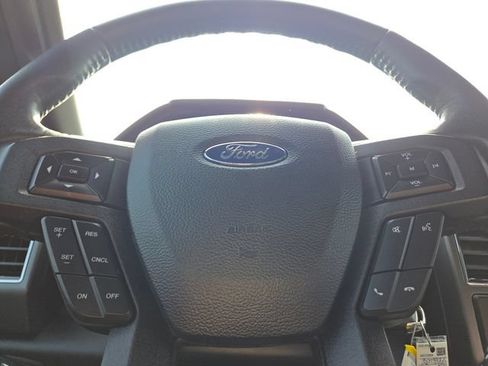 Used 2018 Ford F150 XLT w/ Equipment Group 302A Luxury AWD/4WD image 25