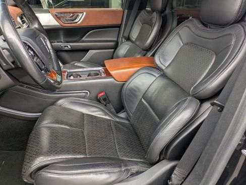 Used 2019 Lincoln Continental Black Label w/ Rear Seat Package AWD/4WD image 23