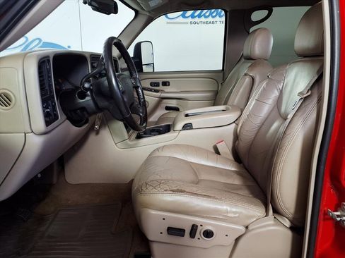 Used 2007 Chevrolet Silverado 2500 LT w/ Heavy-Duty Power Package image 10