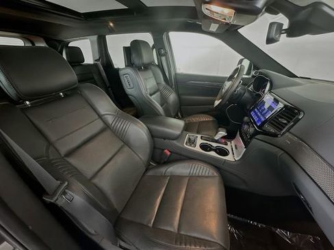 Used 2019 Jeep Grand Cherokee Trackhawk AWD/4WD image 29